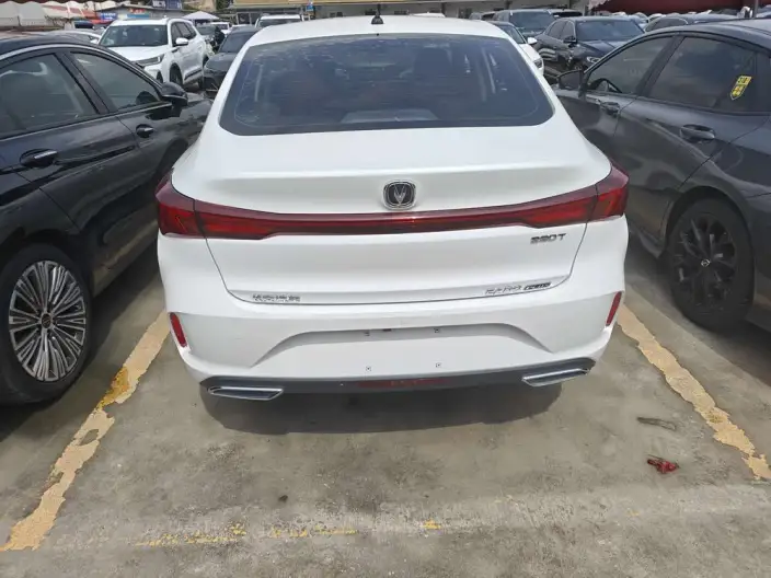 Changan Eado 2022 Model PLUS Blue whale NE 1.4T GDI DCT Noble Model – фото 5