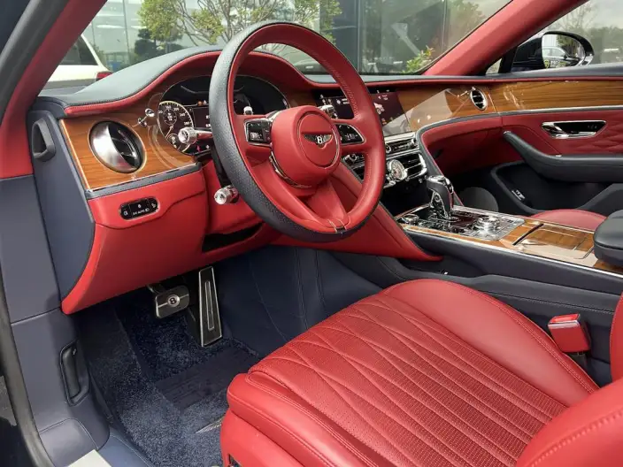Continental Flying Spur 2022 Model 4.0T V8 Standard Edition – фото 4