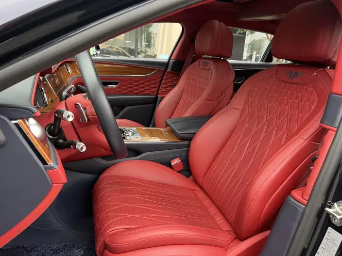 Continental Flying Spur 2022 Model 4.0T V8 Standard Edition – фото 8