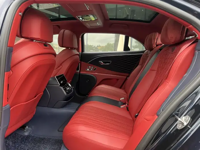 Continental Flying Spur 2022 Model 4.0T V8 Standard Edition – фото 9