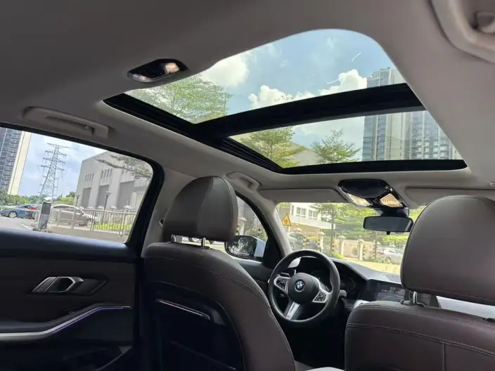 BMW 3 Series 2020 Model 325Li M Sports Set – фото 9