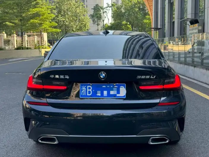 BMW 3 Series 2022 Model 325Li M Sports Set – фото 4