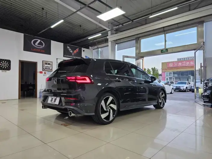 Volkswagen Golf GTI 2021 Model 380TSI DSG GTI – фото 6