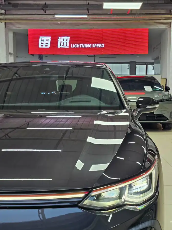 Volkswagen Golf GTI 2021 Model 380TSI DSG GTI – фото 8