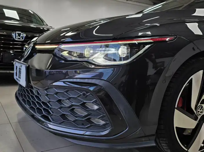 Volkswagen Golf GTI 2021 Model 380TSI DSG GTI – фото 11