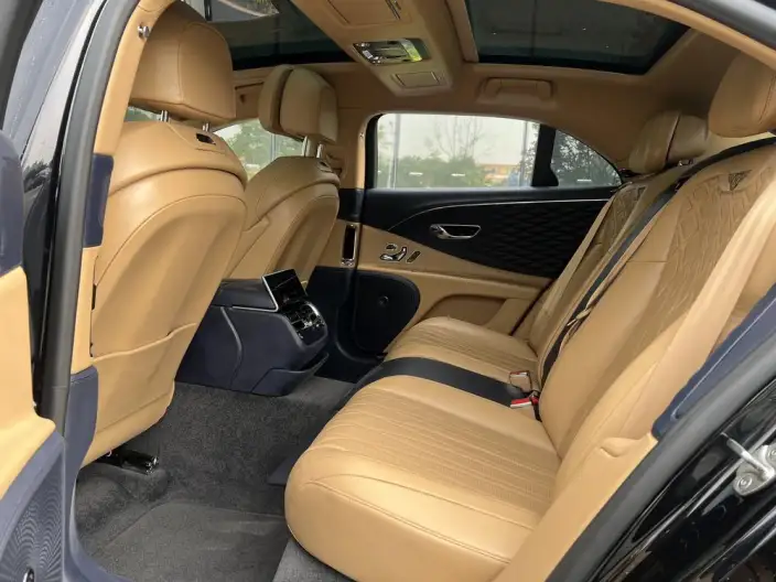 Continental Flying Spur 2022 Model 4.0T V8 Standard Edition – фото 10