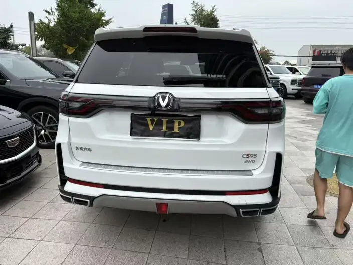 Changan CS95 2023 Model PLUS Edition 2.0T 4WD Noble Model – фото 5