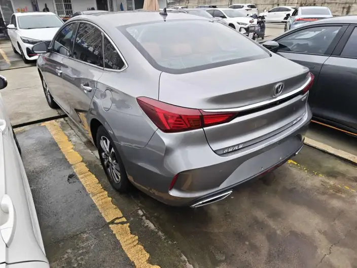 Changan Eado 2021 Model PLUS Blue whale NE 1.4T GDI DCT Noble Model – фото 4