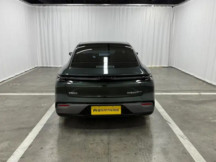 Geely Galaxy E8 PHEV 2025 Model 130km EM-P Tiggo Edition – фото 6