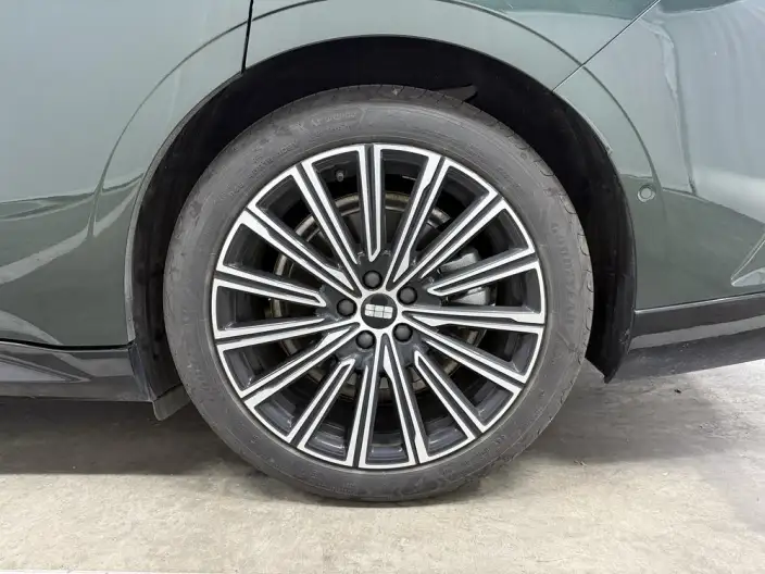Geely Galaxy E8 PHEV 2025 Model 130km EM-P Tiggo Edition – фото 9