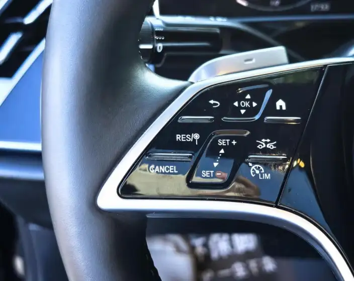Mercedes-Benz E-Class 2025 Model E 300 L Noble Model sedan – фото 13
