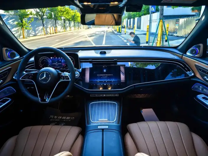 Mercedes-Benz E-Class 2025 Model E 300 L Noble Model sedan – фото 21