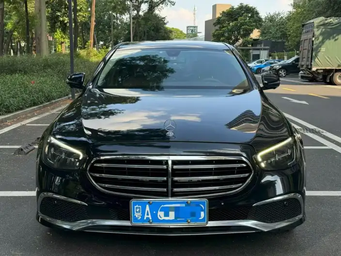 Mercedes-Benz E-Class 2021 Model E 300 L Fashion Model sedan – фото 2