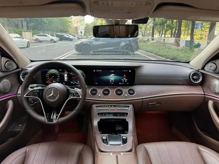 Mercedes-Benz E-Class 2021 Model E 300 L Fashion Model sedan – фото 9