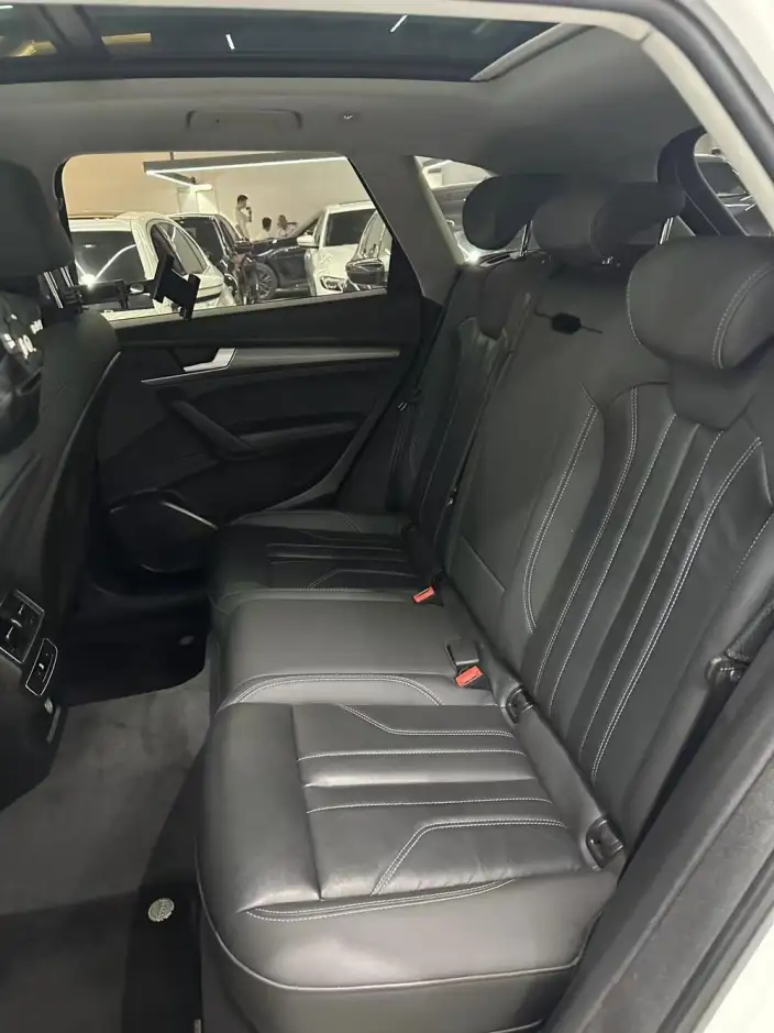 Audi Q5L 2021 Model 40 TFSI Fashion Dynamic Model – фото 13