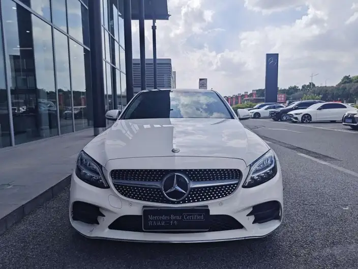 Mercedes-Benz C-Class 2020 Model C 260 L Sports Edition – фото 2