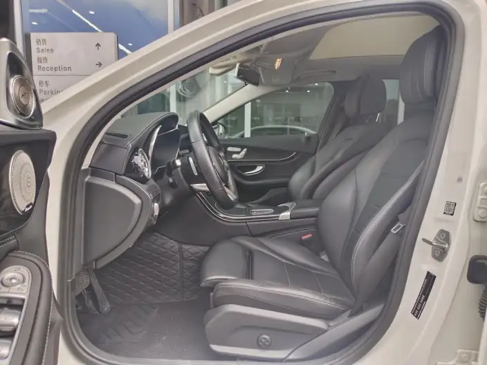 Mercedes-Benz C-Class 2020 Model C 260 L Sports Edition – фото 12