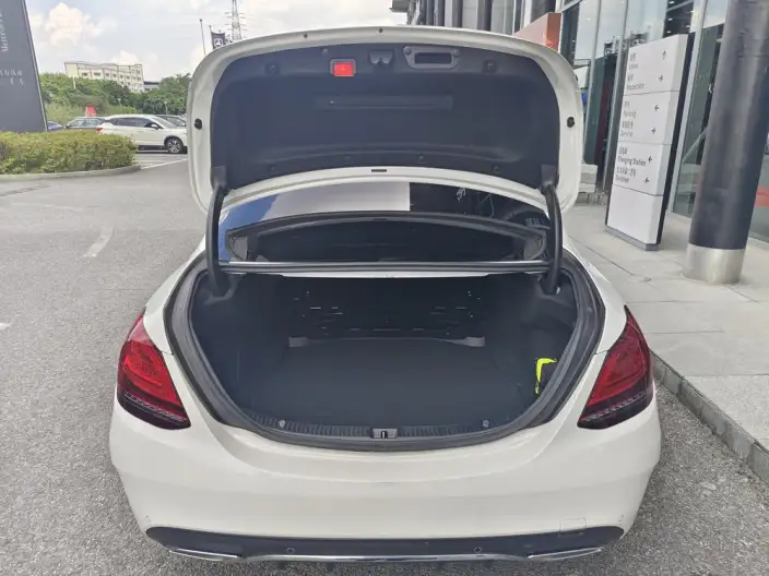 Mercedes-Benz C-Class 2020 Model C 260 L Sports Edition – фото 14