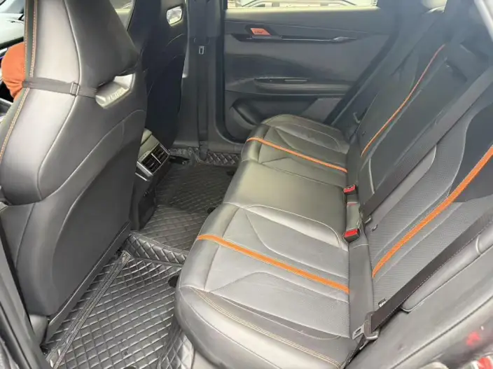 Changan UNI-V 2024 Model 1.5T Exclusive Model – фото 20