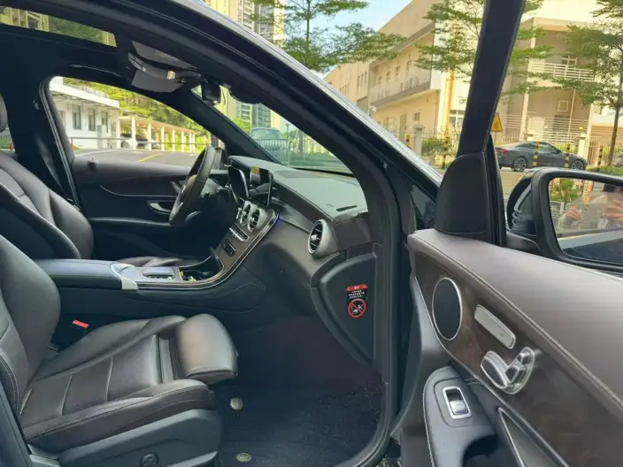 Mercedes-Benz GLC 2020 Model GLC 260 L 4MATIC Luxury Model – фото 6