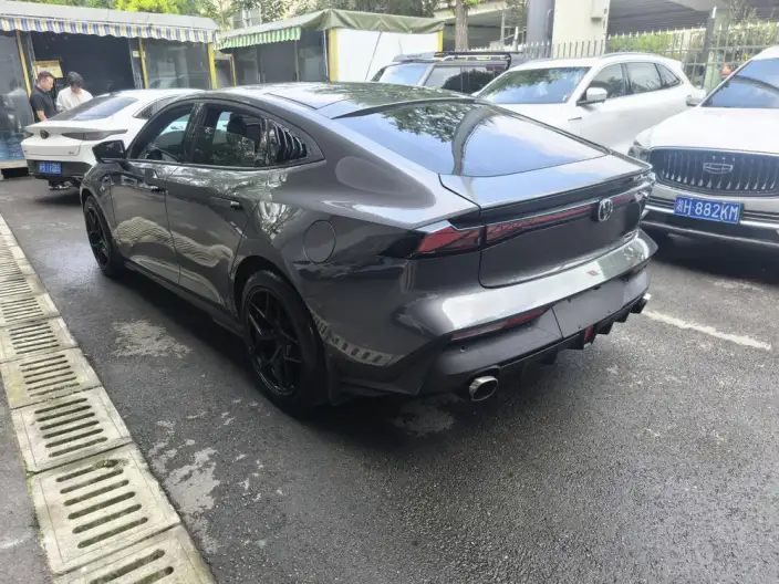 Changan UNI-V 2022 Model 1.5T Noble Model – фото 4