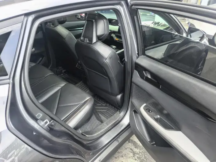 Changan UNI-V 2022 Model 1.5T Noble Model – фото 16