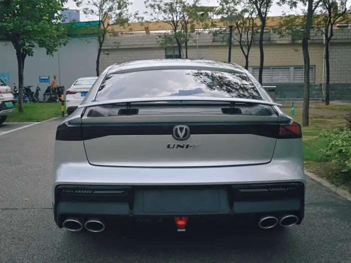Changan UNI-V 2022 Model 2.0T Leading speed Edition – фото 8
