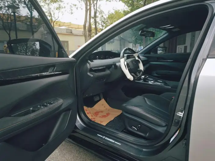 Changan UNI-V 2022 Model 2.0T Leading speed Edition – фото 11