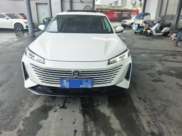 Changan Yida 2023 Model 1.5T GDI Automatic Pilot Model – фото 2