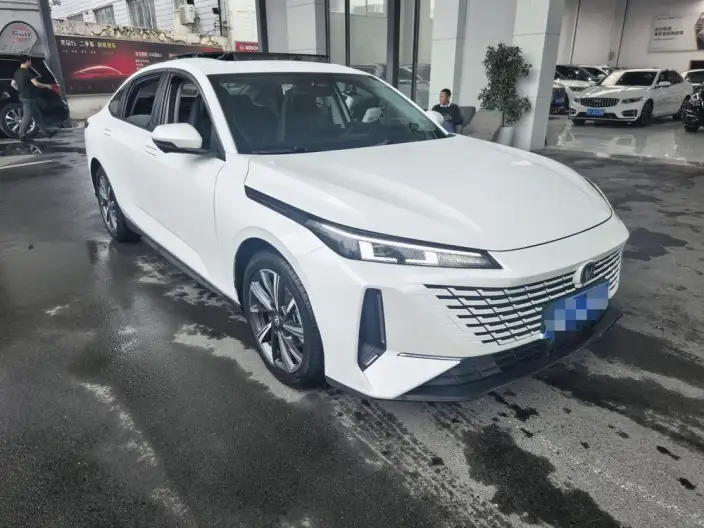 Changan Yida 2023 Model 1.5T GDI Automatic Pilot Model – фото 3