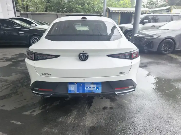 Changan Yida 2023 Model 1.5T GDI Automatic Pilot Model – фото 5