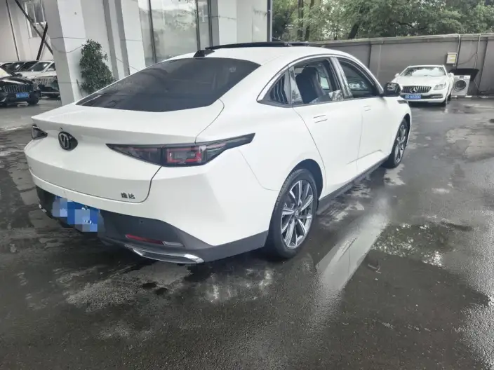 Changan Yida 2023 Model 1.5T GDI Automatic Pilot Model – фото 6