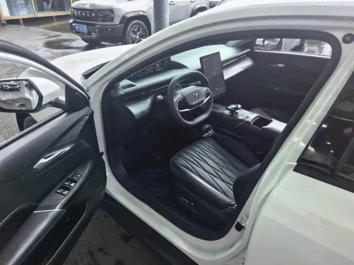 Changan Yida 2023 Model 1.5T GDI Automatic Pilot Model – фото 12