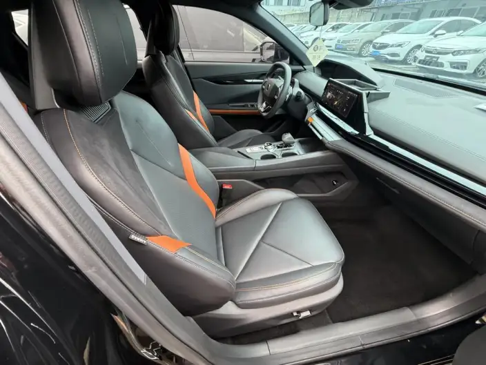 Changan UNI-V 2022 Model 1.5T Sports Edition – фото 9