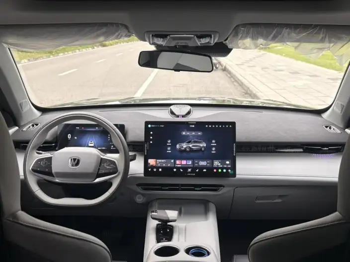 Changan UNI-Z 2025 Model 1.5T DCT Noble Model – фото 23