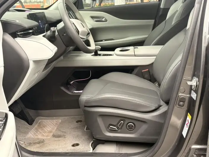 Changan UNI-Z 2025 Model 1.5T DCT Noble Model – фото 27
