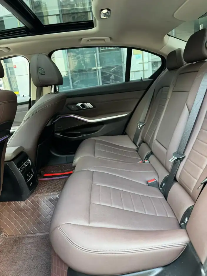 BMW 3 Series 2021 Model 325i M Sports Night Set – фото 9