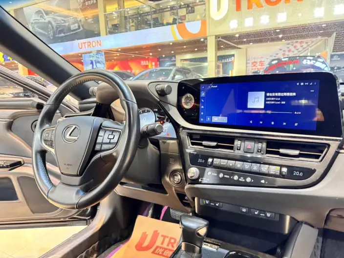 Lexus ES 2024 Model 200 Premium – фото 22