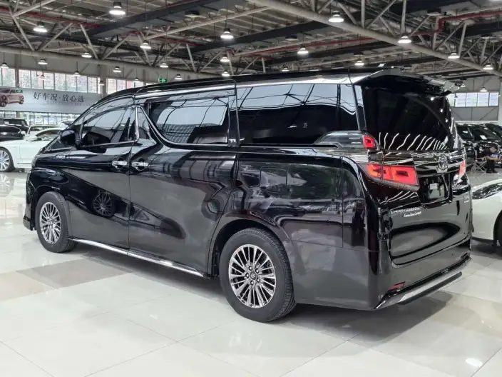 Vellfire 2023 Model Toyota Crown 2.5L Intelligent Hybrid 4WD Supreme Edition – фото 4