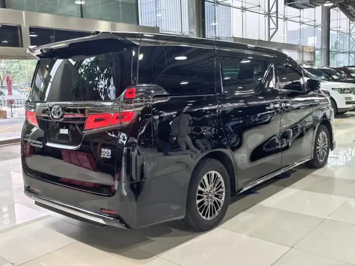 Vellfire 2023 Model Toyota Crown 2.5L Intelligent Hybrid 4WD Supreme Edition – фото 6