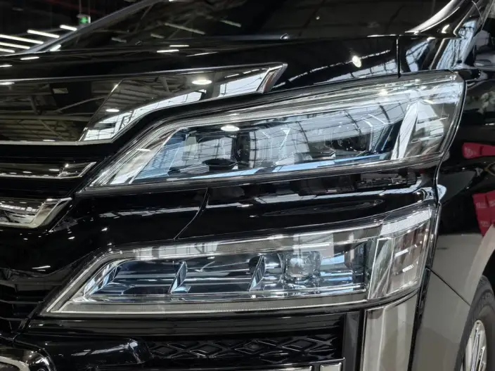 Vellfire 2023 Model Toyota Crown 2.5L Intelligent Hybrid 4WD Supreme Edition – фото 8