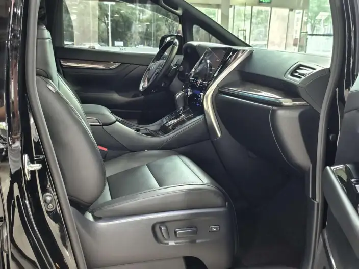 Vellfire 2023 Model Toyota Crown 2.5L Intelligent Hybrid 4WD Supreme Edition – фото 10