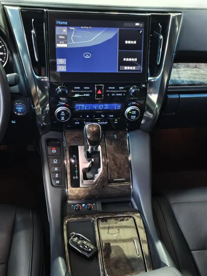 Vellfire 2023 Model Toyota Crown 2.5L Intelligent Hybrid 4WD Supreme Edition – фото 15