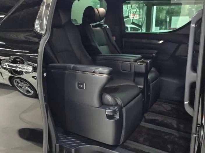 Vellfire 2023 Model Toyota Crown 2.5L Intelligent Hybrid 4WD Supreme Edition – фото 18
