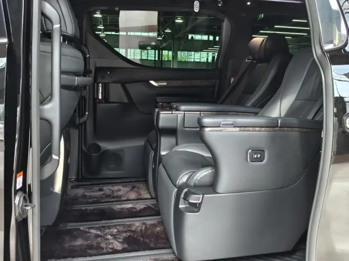 Vellfire 2023 Model Toyota Crown 2.5L Intelligent Hybrid 4WD Supreme Edition – фото 20