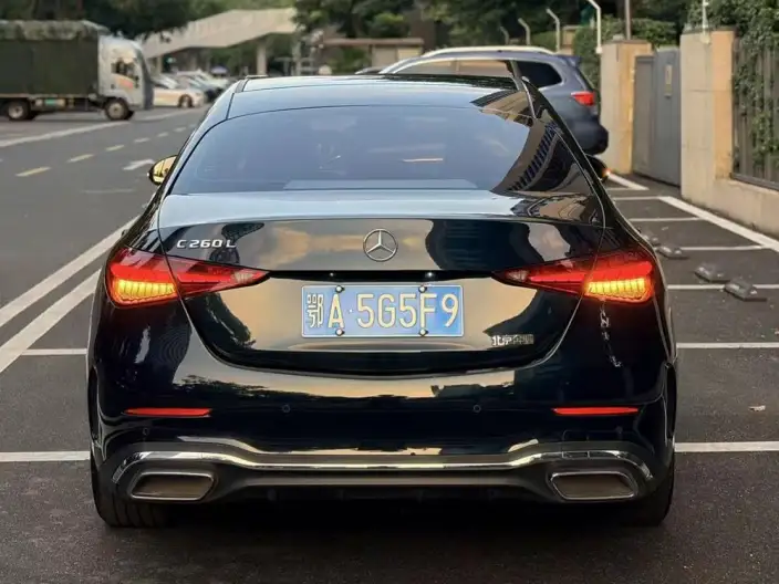 Mercedes-Benz C-Class 2023 Model C 260 L Sports Edition – фото 4