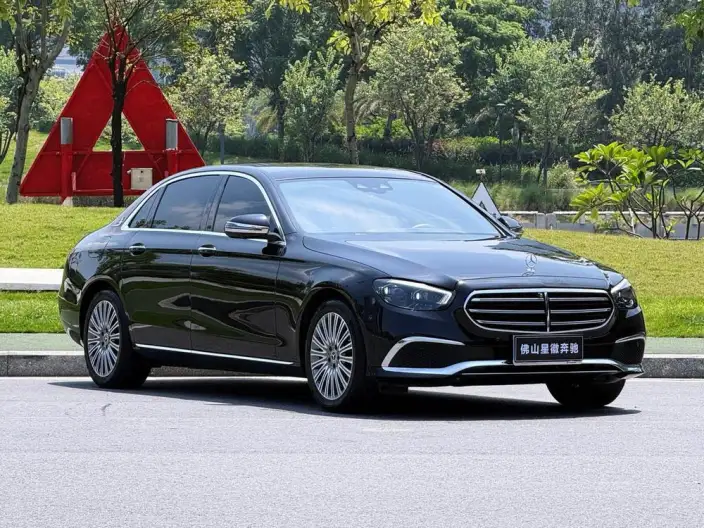 Mercedes-Benz E-Class 2021 Model E 300 L Noble Model sedan – фото 3
