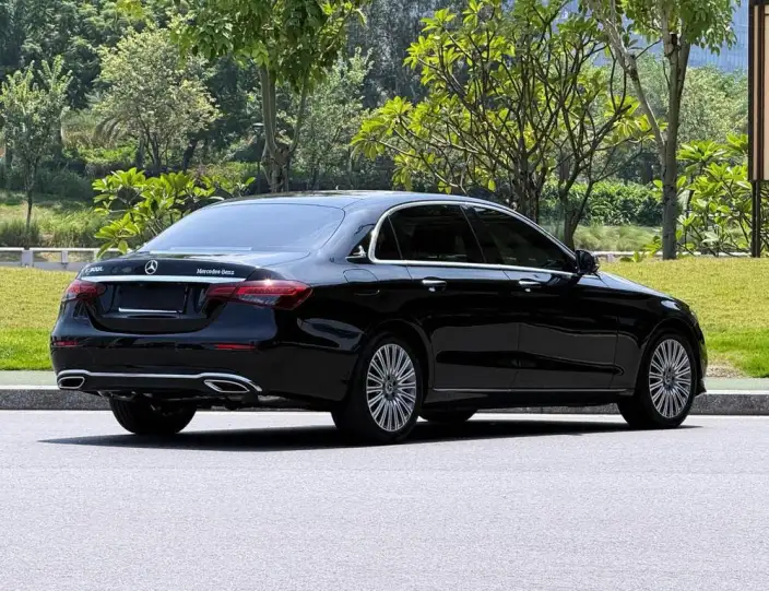 Mercedes-Benz E-Class 2021 Model E 300 L Noble Model sedan – фото 7