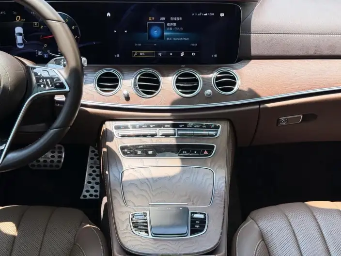 Mercedes-Benz E-Class 2021 Model E 300 L Noble Model sedan – фото 17
