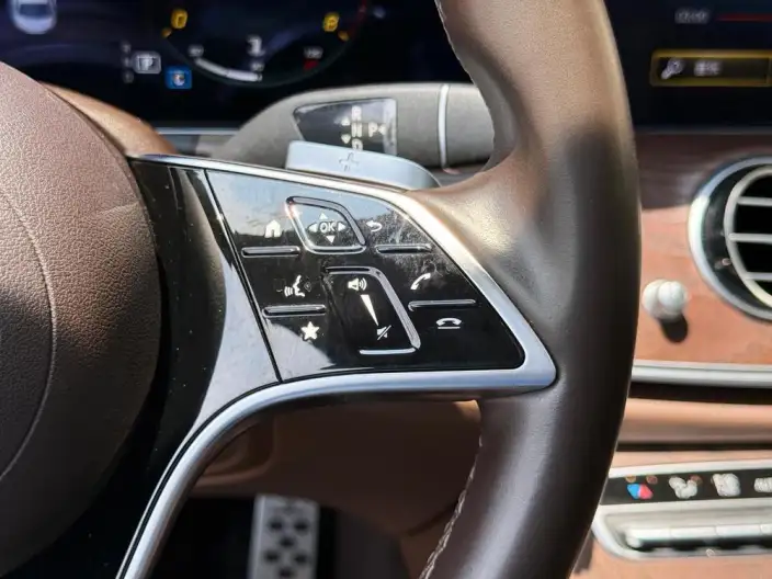 Mercedes-Benz E-Class 2021 Model E 300 L Noble Model sedan – фото 24